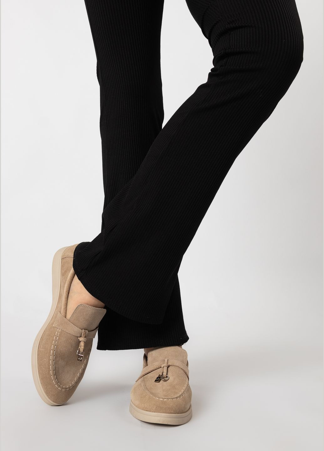 No Brand Женские Лоферы (1098ТZА) серо-бежевый з натуральная замша, — (334293665)