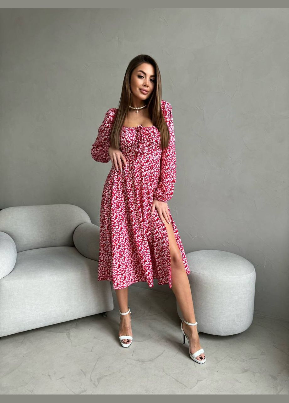 Красное нежное длинное летнее платье из софта и шнуровкой на спине, красное платье в цветочном принте из качественного софта No Brand