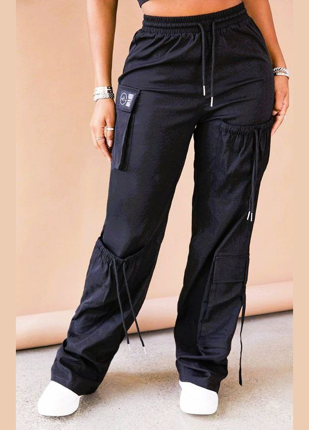 Чорні брюки- 48 розмір PrettyLittleThing карго (300097602)