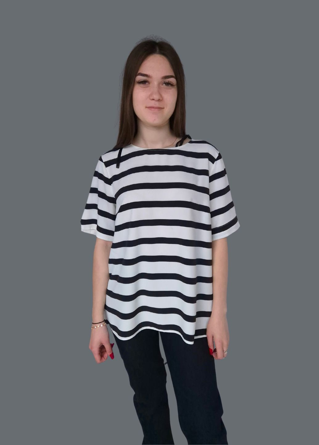 Чёрно-белую блузка женская з короткими рукавами в полоску Primark