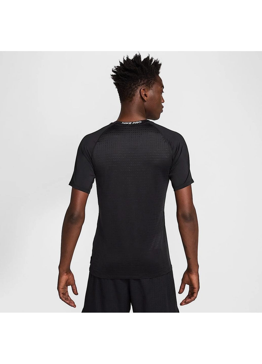 Чорна футболка чоловіча pro breathe black Nike