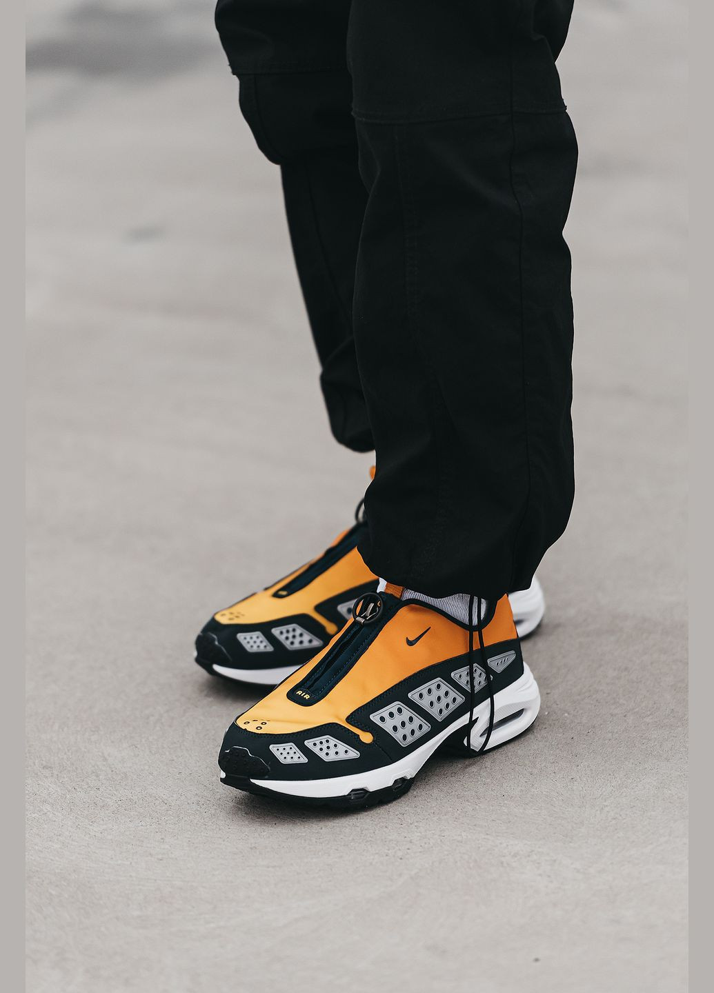 Жовті всесезон кросівки чоловічі і жіночі nike air max sunder sndr yellow black white | найк аір макс сандер сндр жовті чорні білі No Brand