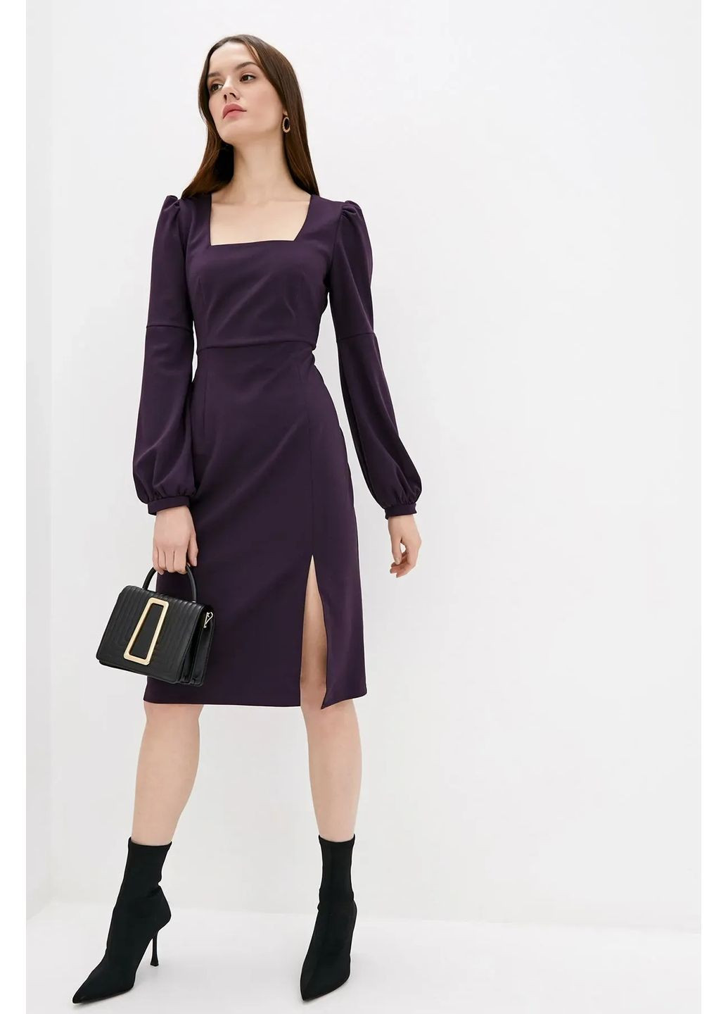 Фиолетовое коктейльное платье-футляр меди, цвет фиолетовый Rica Mare