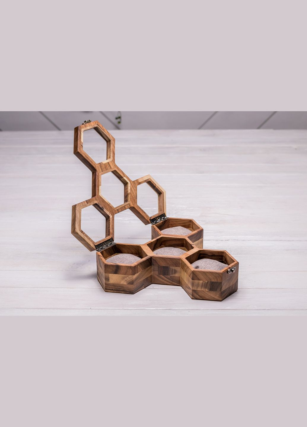 Персонализированная шкатулка для 4-х часов с индивидуальным гравированием EcoWalnut (295548197)