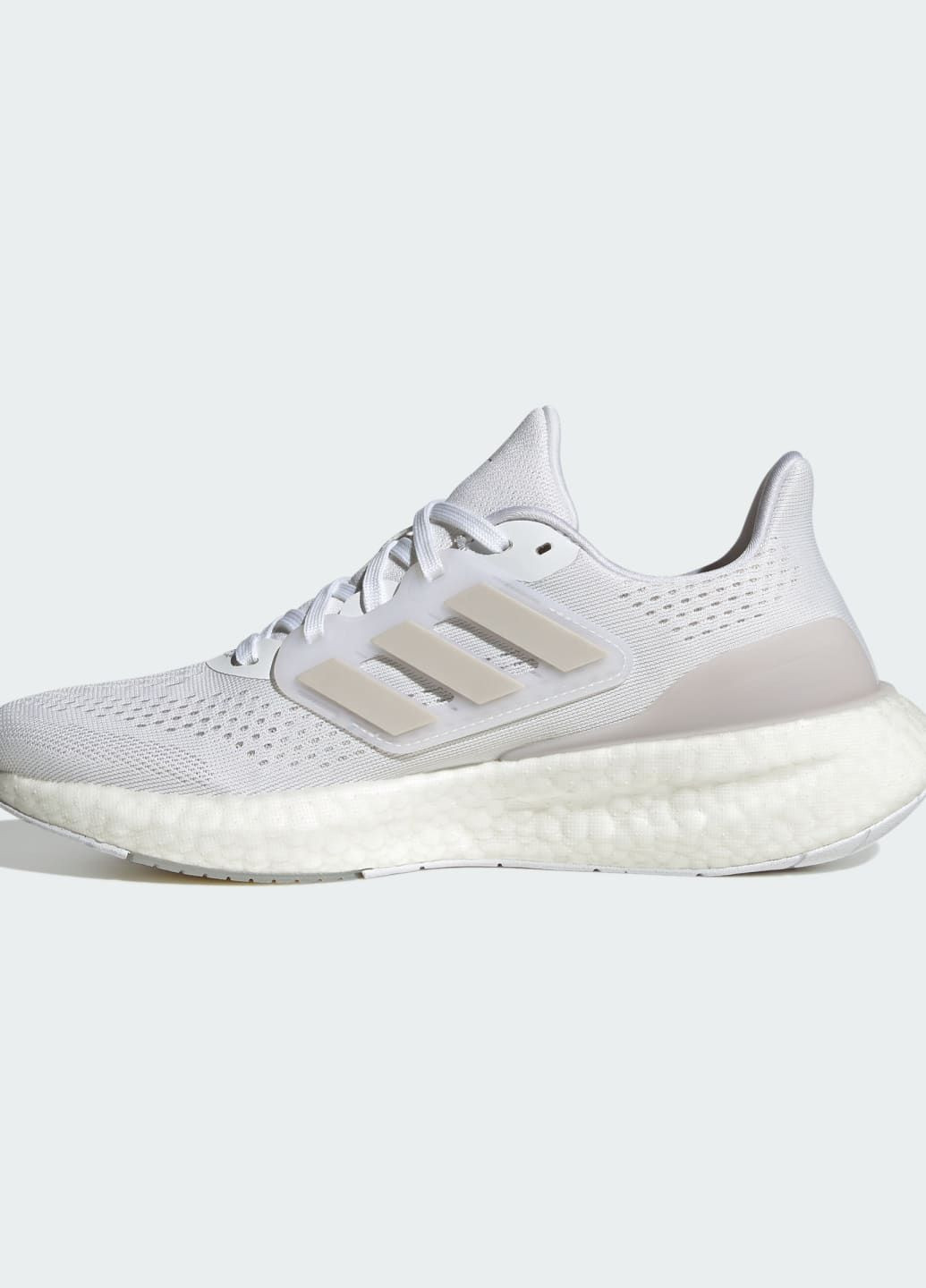 Белые всесезонные кроссовки pureboost 23 adidas