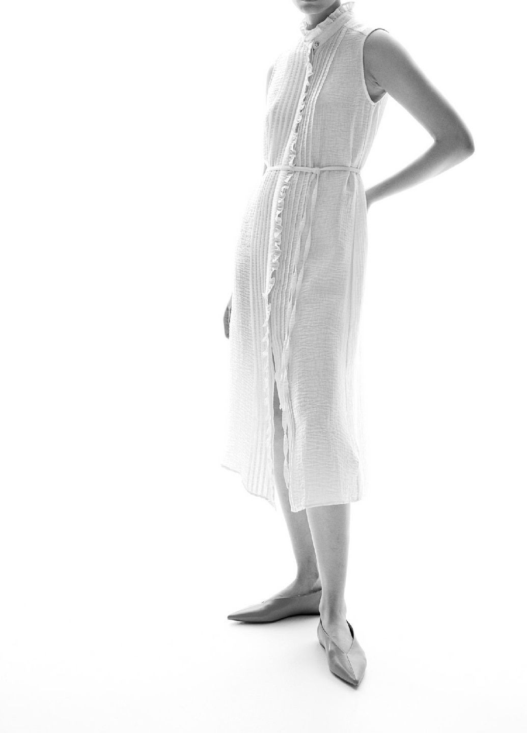 Белое деловое платье H&M однотонное