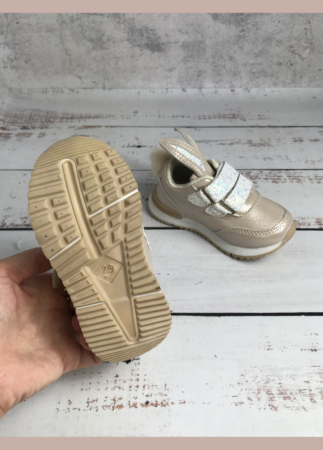 Бежеві всесезонні кросівки дитячі для дівчинки .kids бежевий (403) ВВТ