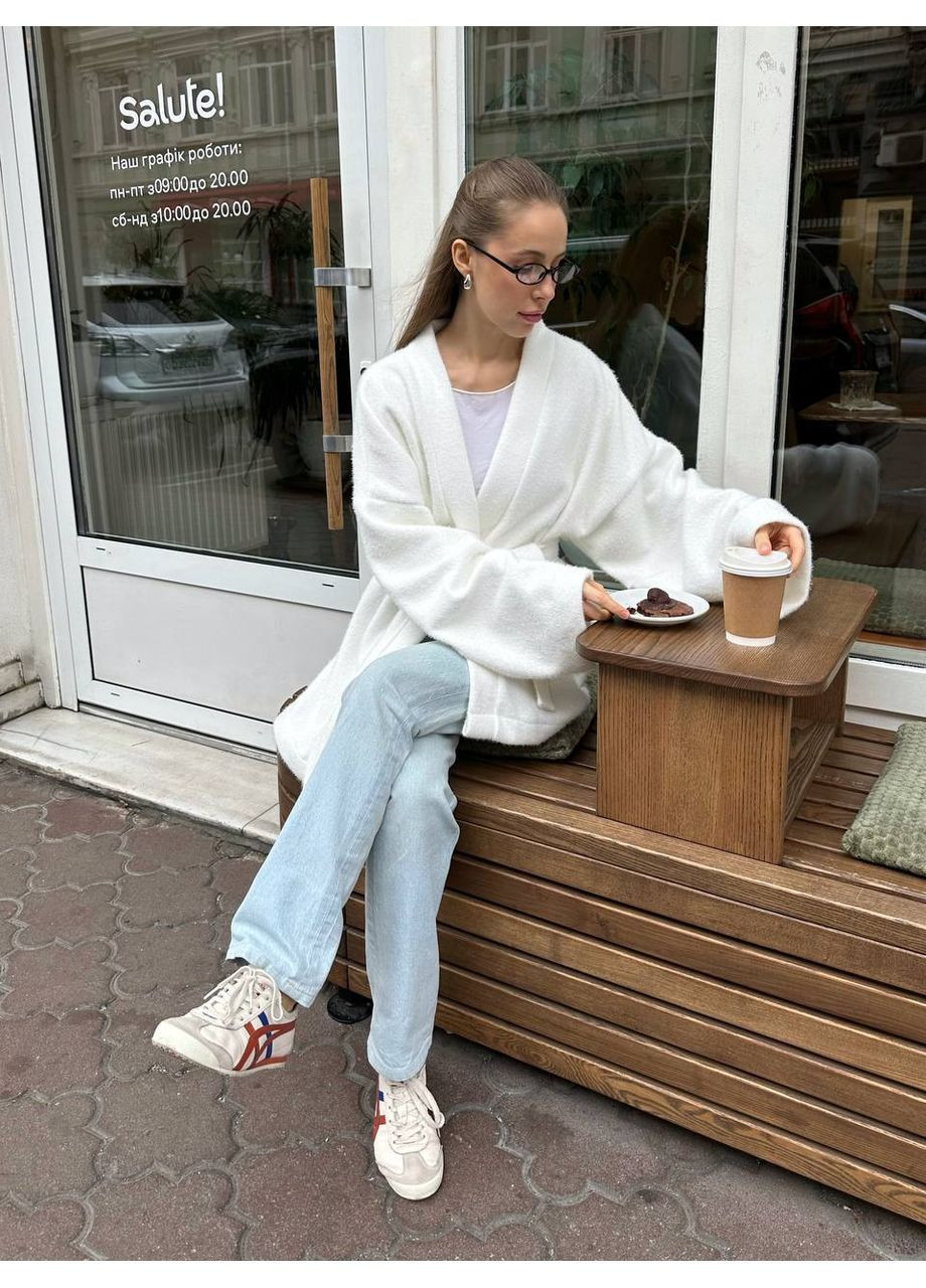 Молочный кардиган Україна