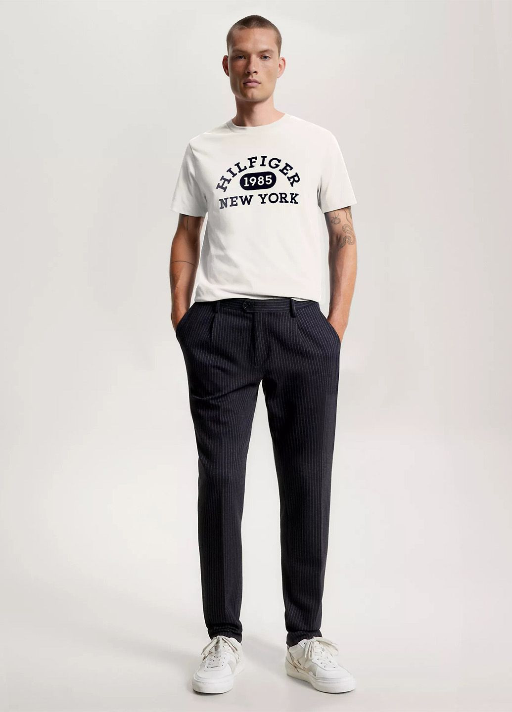 Белая футболка с логотипом varsity monotype с коротким рукавом Tommy Hilfiger