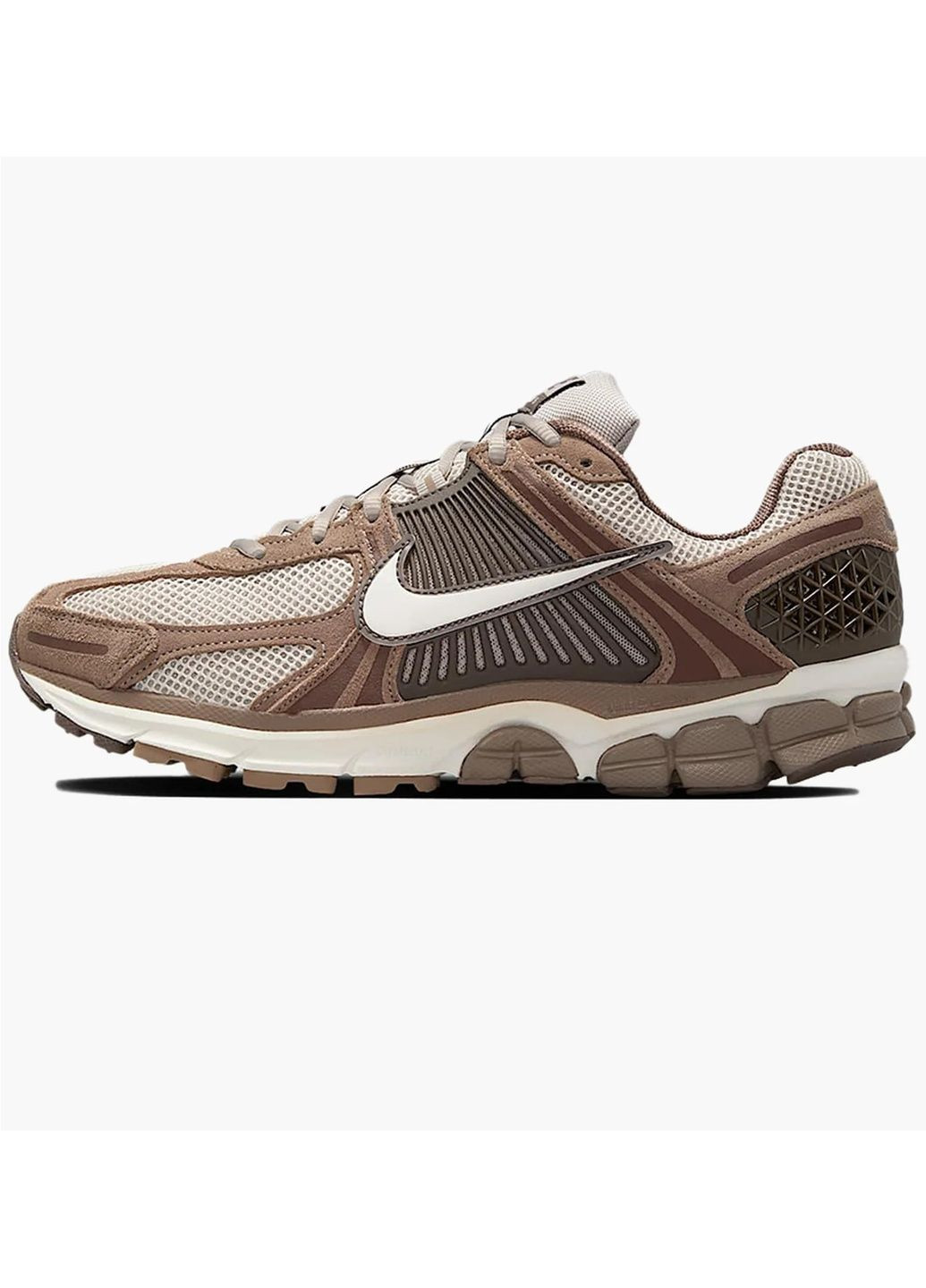 Коричневі кросівки чоловічі vomero 5 brown/beige Nike