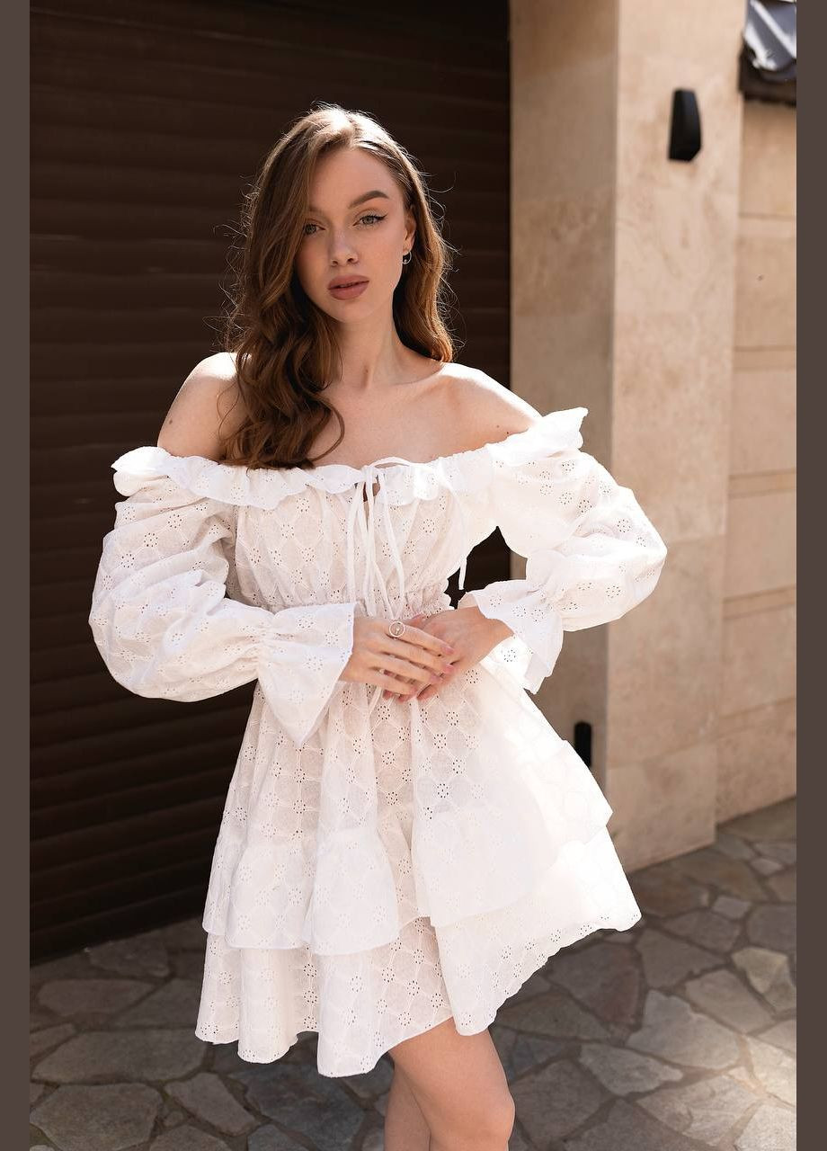 Молочное повседневный, праздничный женское платье с воланами Avanti