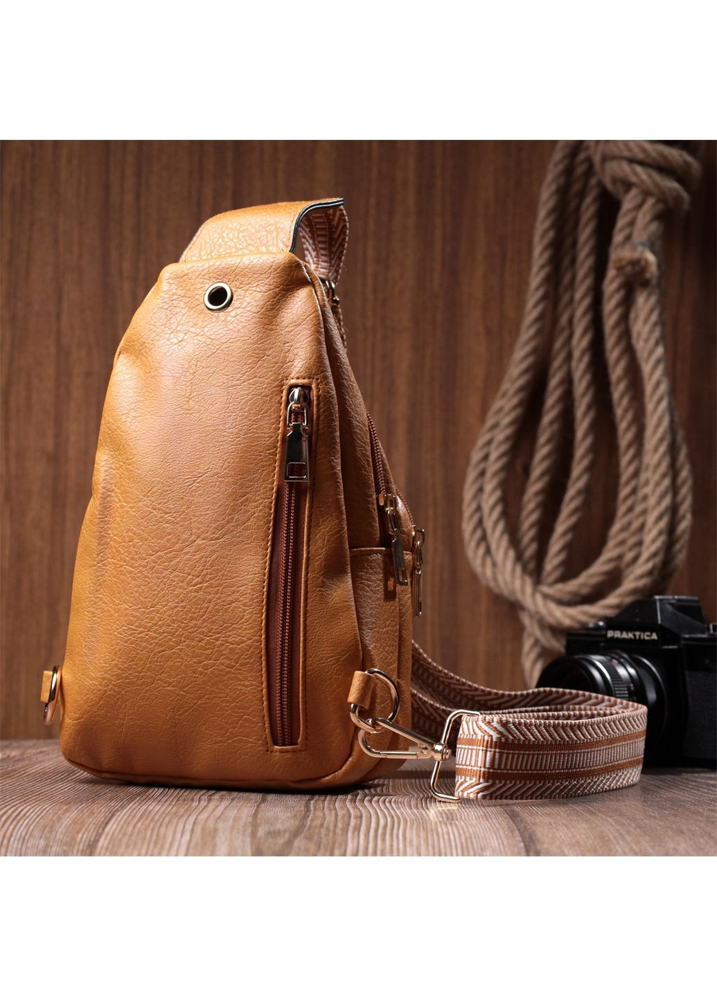 Яскрава жіноча сумка через плече з отвором для навушників з екошкіри. 17х27х6,5 см Vintage (315873494)