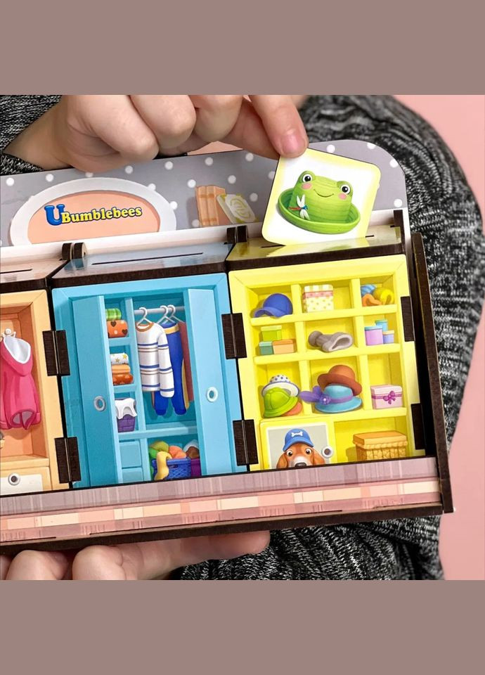 Дерев'яна настільна гра "Шафи з одягом" (ПСД061) PSD061 сортер-комодик Ubumblebees (316272301)