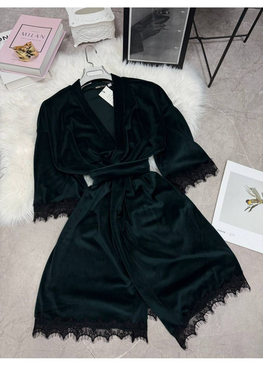 Халат велюровий з мереживом MonCher (371257729)