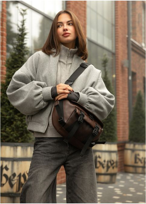 Велика жіноча поясна сумка бананка з екошкіри Коричнева (868038721) Sambag (361244683)