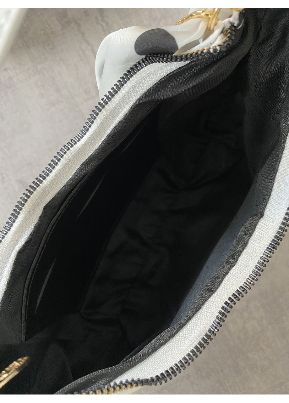 Сумка жіноча маленька з цепочкою чорна No Brand (356178915)