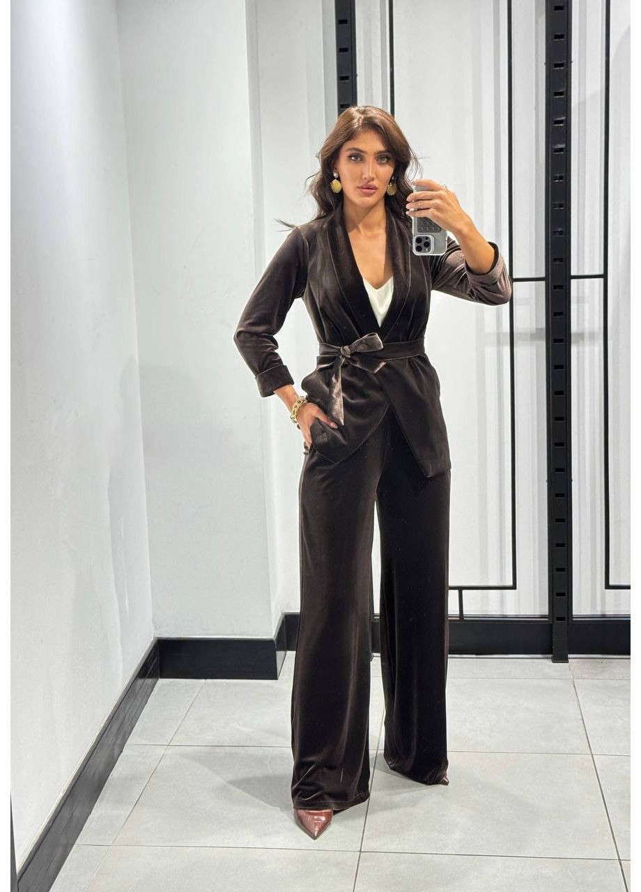 Женский костюм из бархата Avanti (364863924)