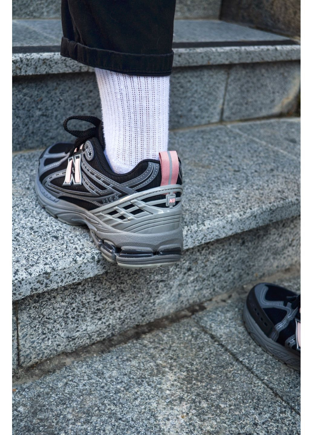 Розовые демисезонные кроссовки мужские new balance 1906r grey pink нью беланс 1906r No Brand