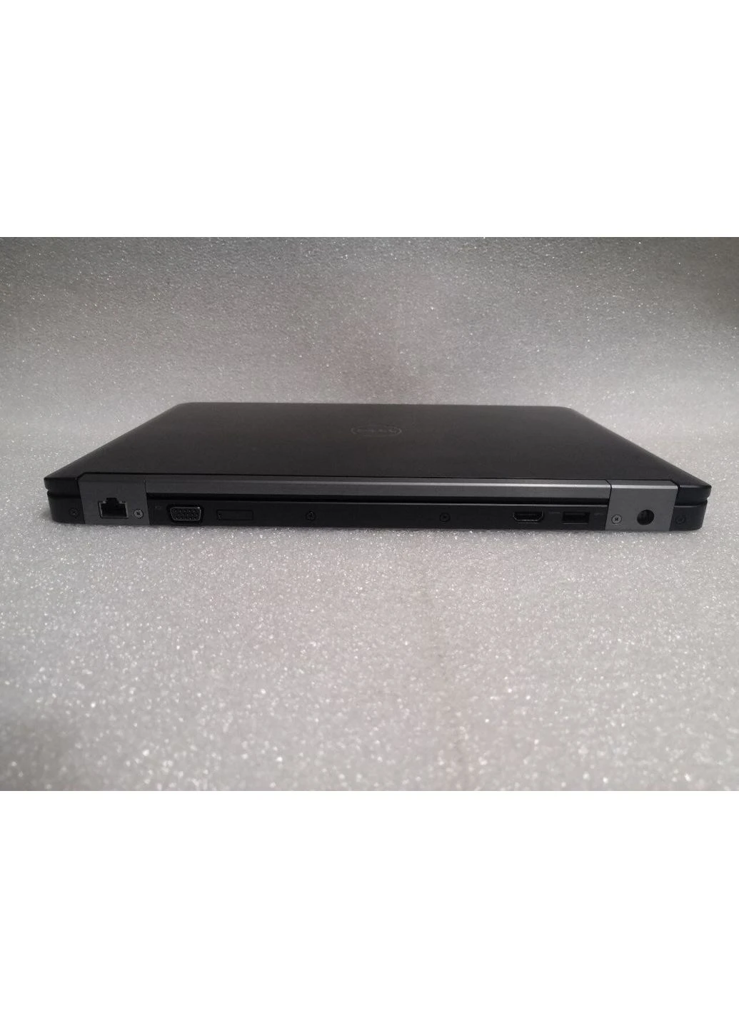 Ультрабук Latitude E5470 / 14" (1920x1080) IPS Touch / Intel Core i5-6200U (2 (4) ядра по 2.3 - 2.8 GHz) / 8 GB DDR4 / 256 GB Dell (398143877)