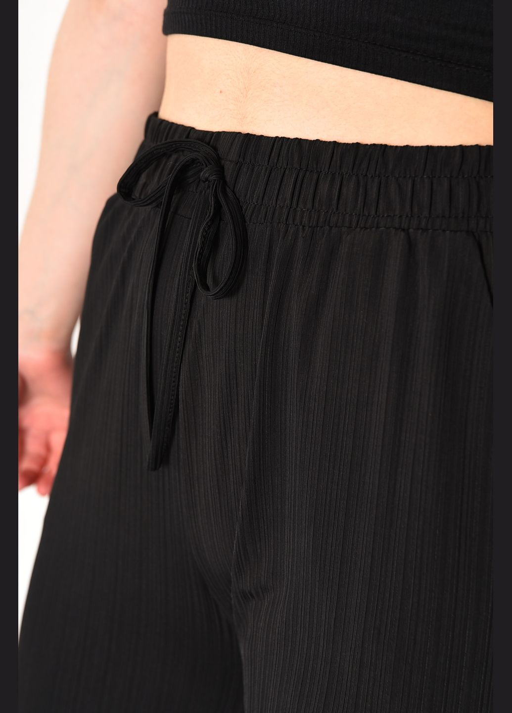 Штаны женские расклешенные черного цвета Let's Shop (285692156)