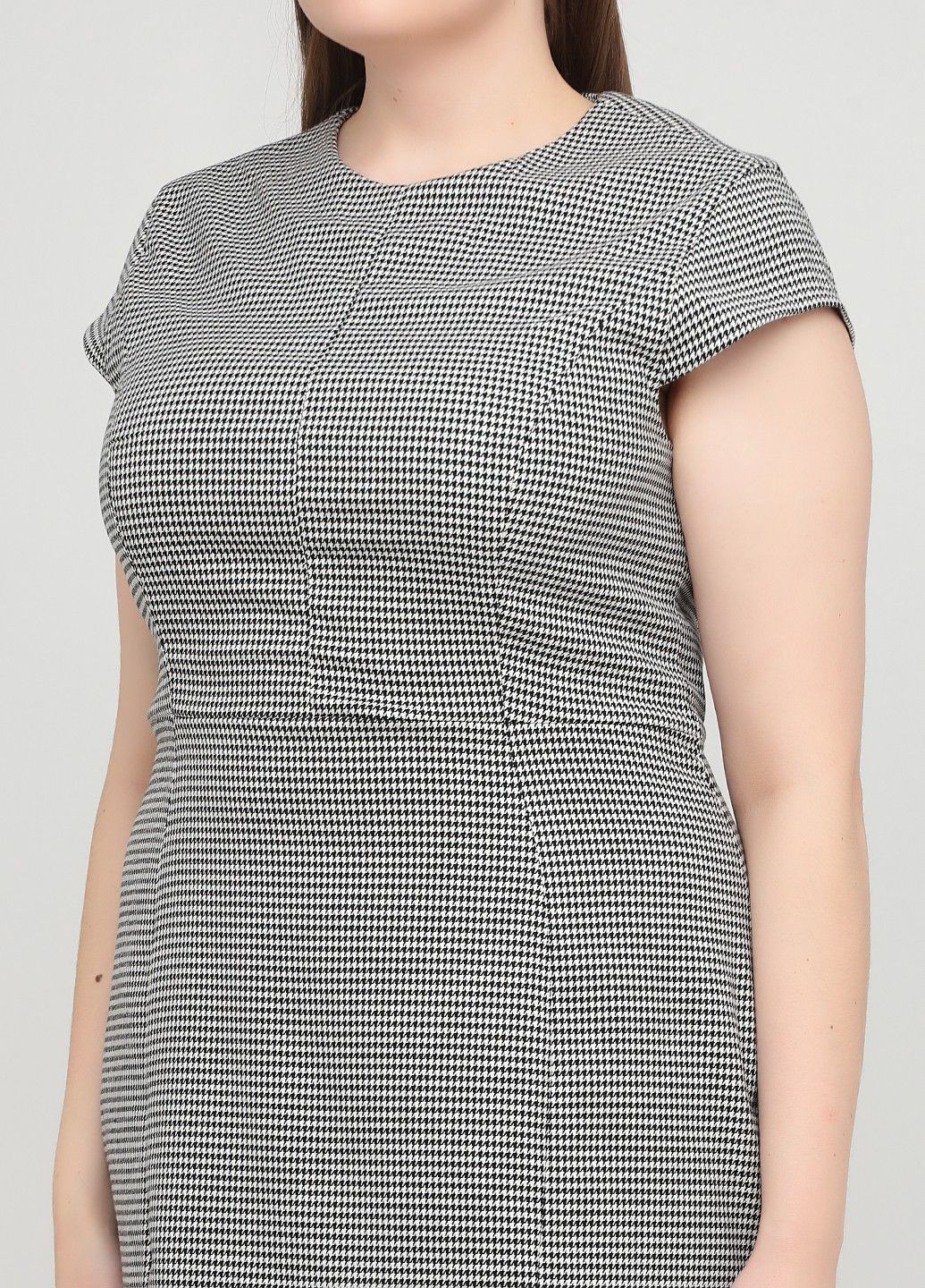 Чорно-білий кежуал сукня H&M з абстрактним візерунком