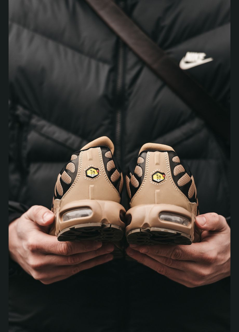 Коричневые всесезонные кроссовки air max plus tn gs desert black ridgerock - 655020-201 Nike