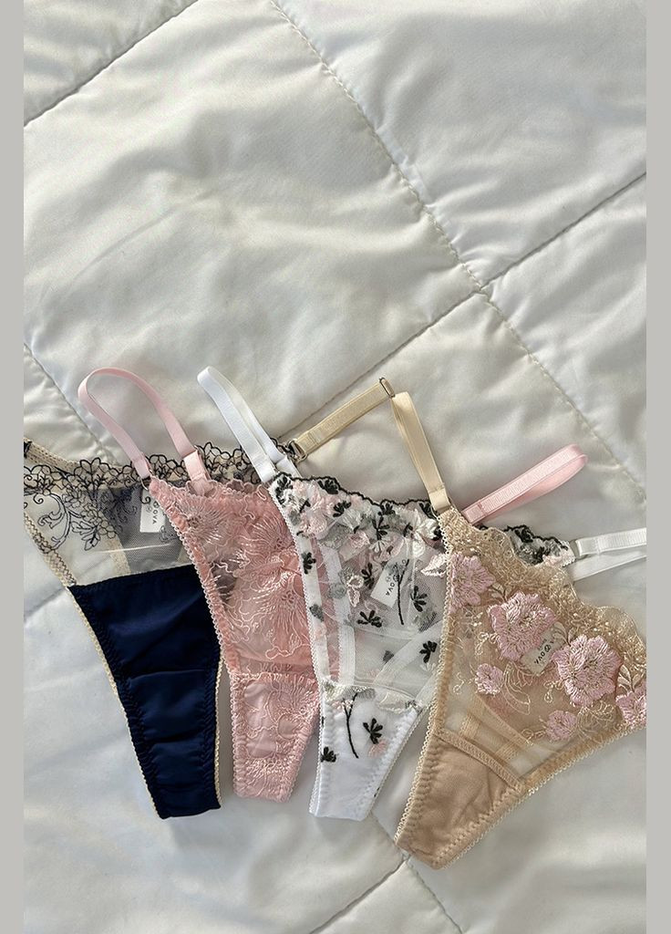 Набор трусиков из 4-х штук - стринги - bella Kari Shop Atelier Разные (181P-27T) Ova Ova Brand (354697713)