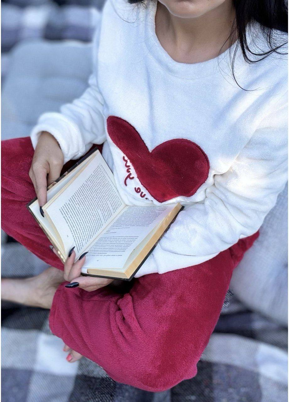 Красная зимняя велюровый костюм на двух стороннем меху в стиле кэжуал кофта + брюки No Brand