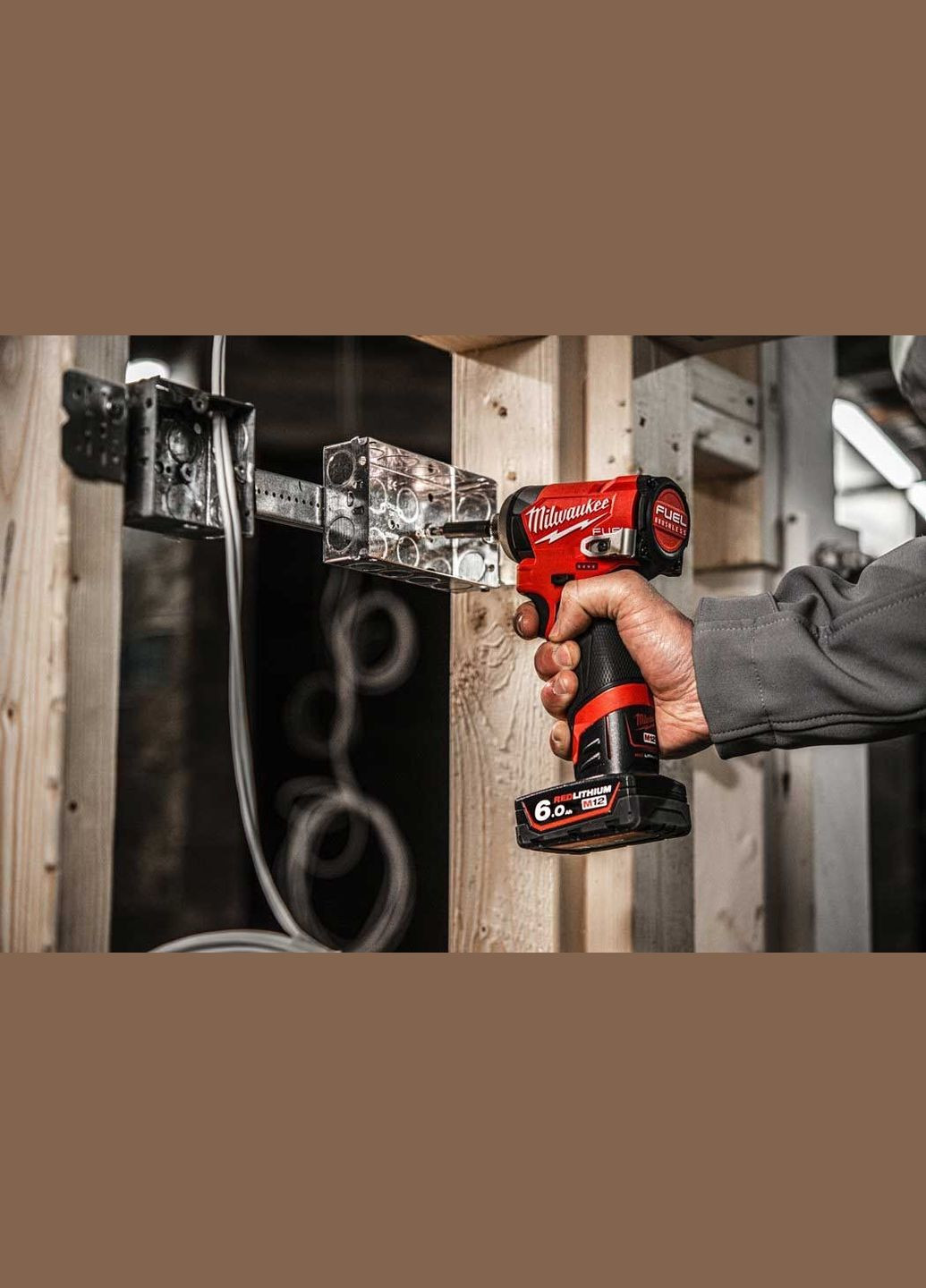 Винтовой ударный аккумуляторный M12 FID2-0 12В 3600об·мин 170Нм 1/4" 1.09кг без АКБ и ЗП Milwaukee (330031422)