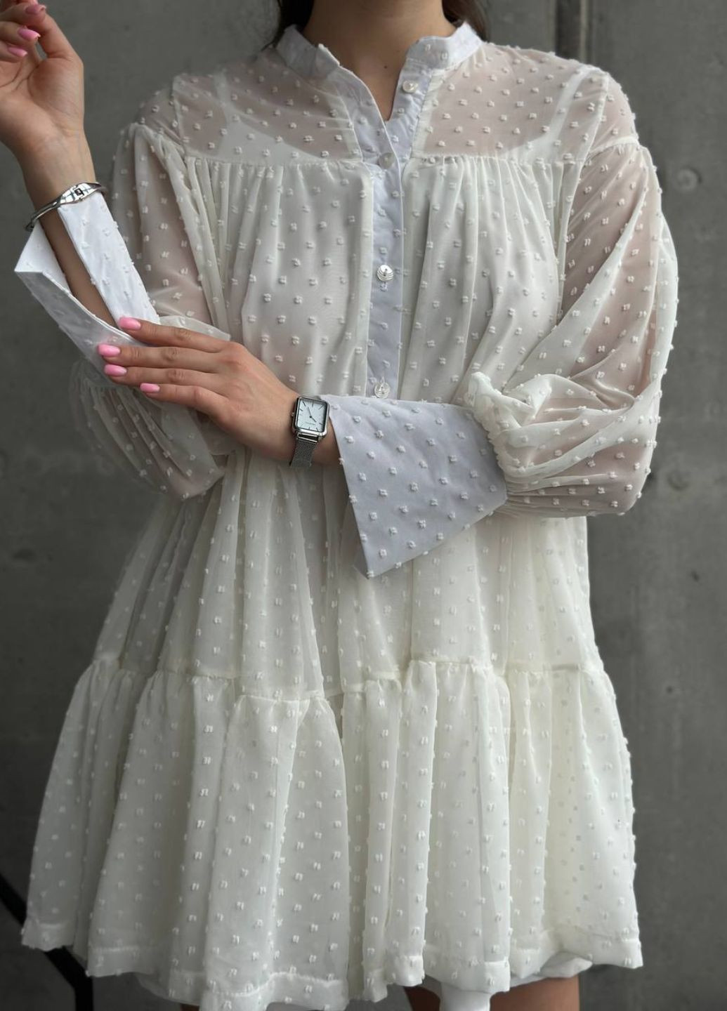 Молочное повседневный платье мини из двух частей: нижнее платье-майка и верхнее объемное Tik-Tak однотонное