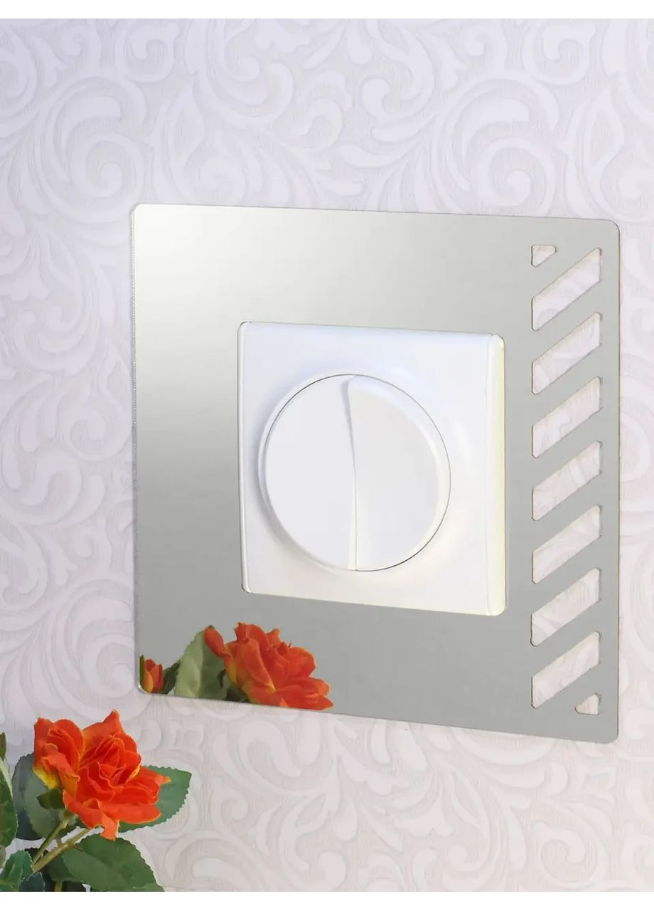 Наклейки зеркальные на стену интерьерные акриловые рамки под выключатель №4 Серебро 1 шт. Ваша Світлість (366334538)