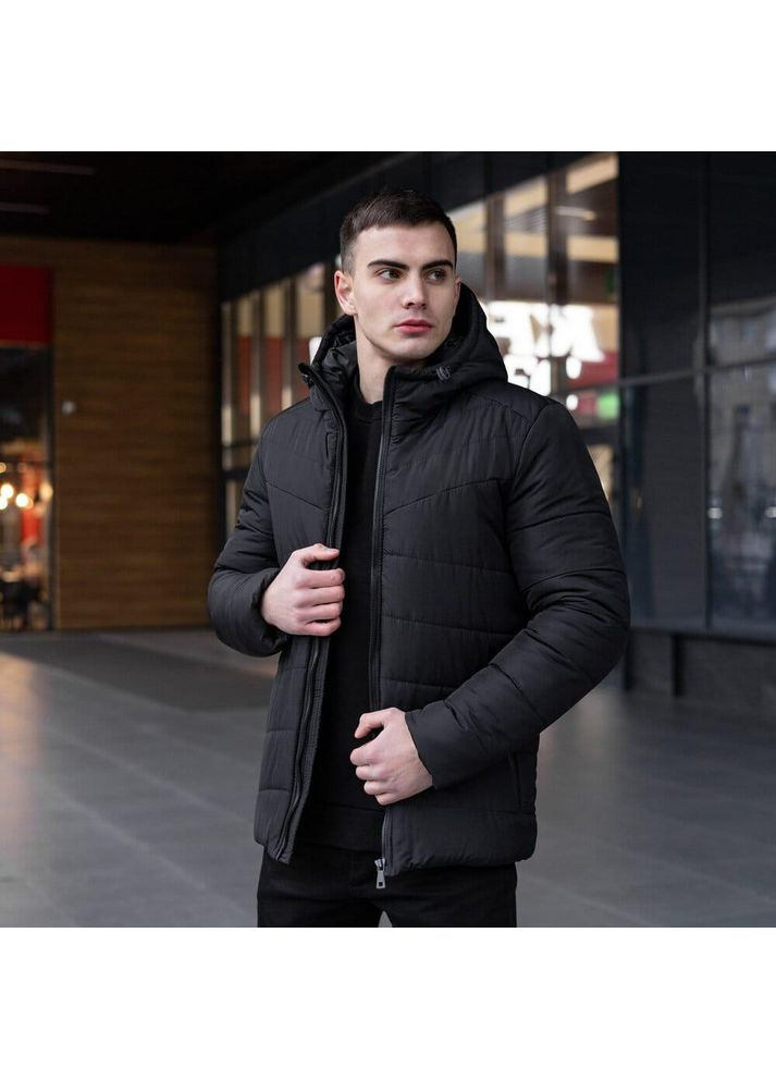 Чорна зимня базова куртка з капюшоном на силіконі Vakko