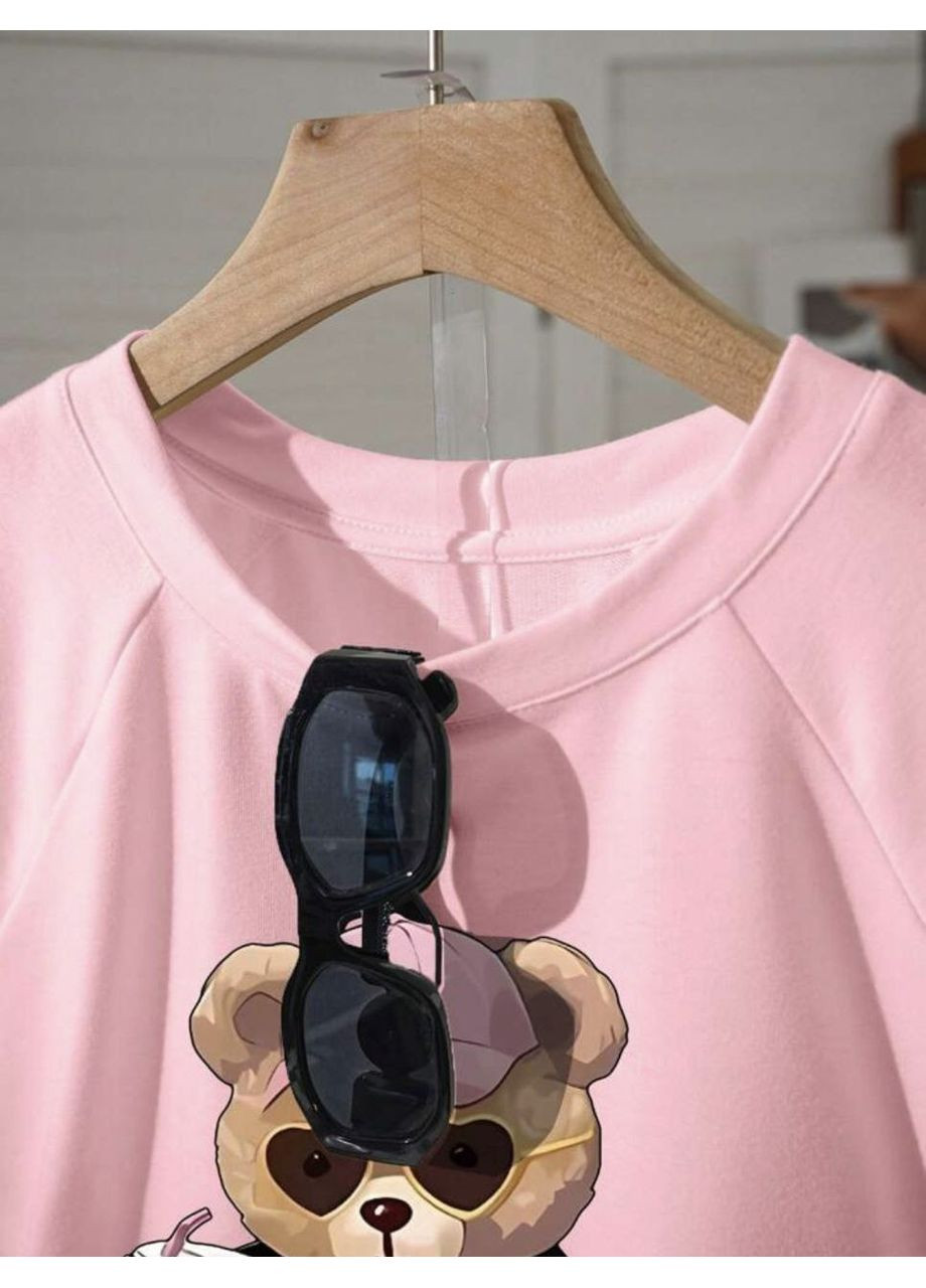 Женский костюм с футболкой и шортами Україна (350935549)