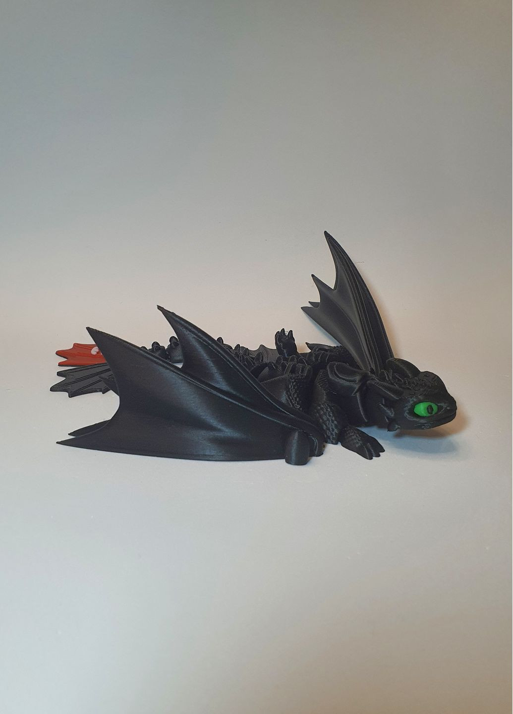 Іграшка-дракон «Беззубик» — фігурка з гнучкими крилами No Brand (356506597)