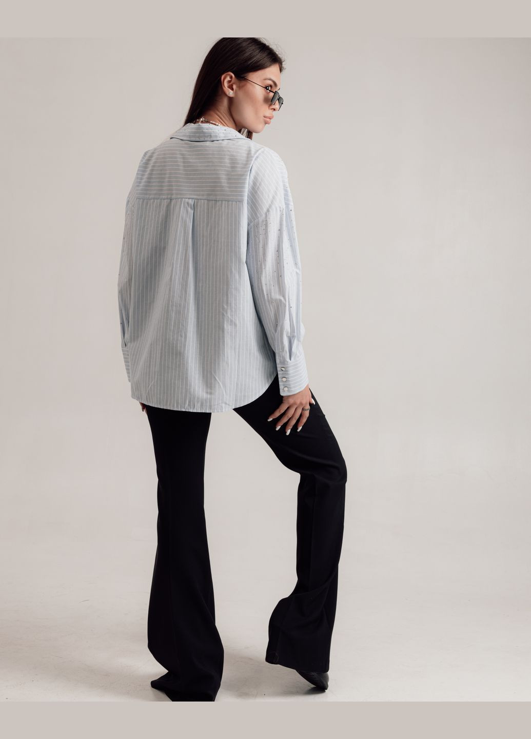 Сорочка у смужку зі стразами блакитна Phardi (330574081)