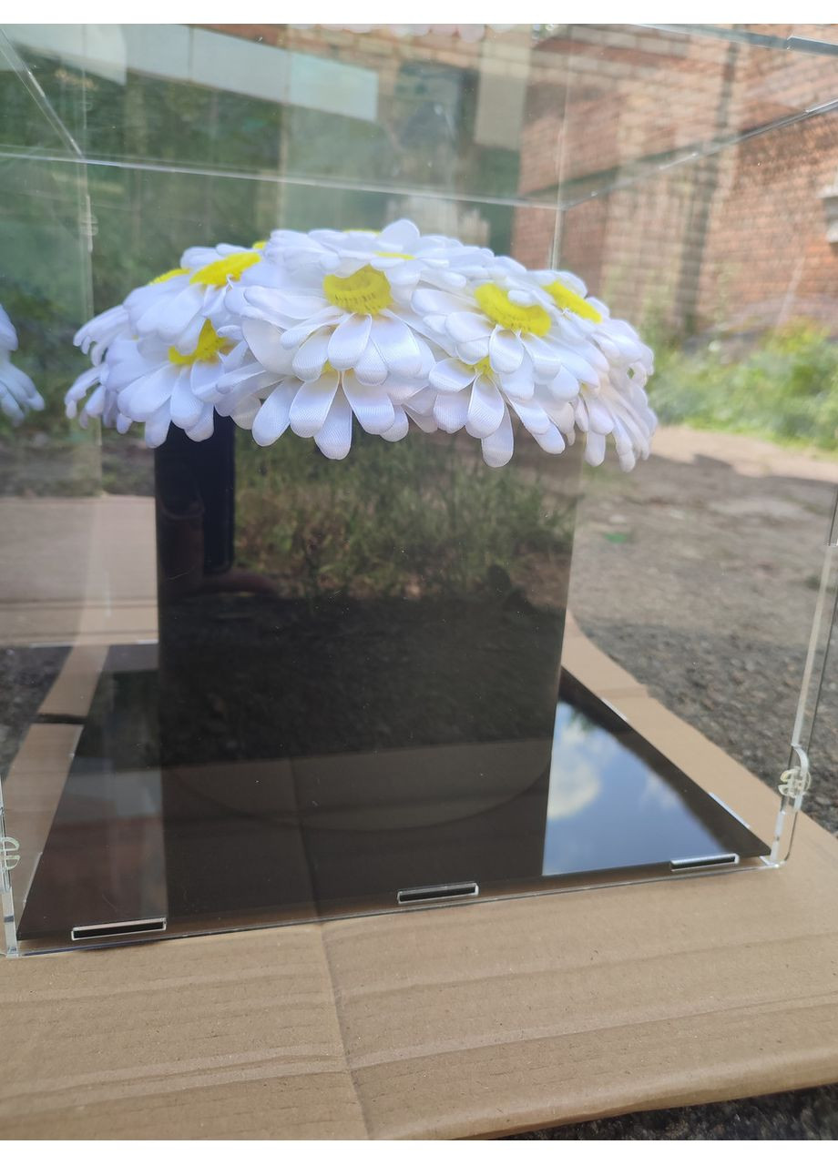 Букет из атласных лент в акриловом кубе ромашки. No Brand (368672313)