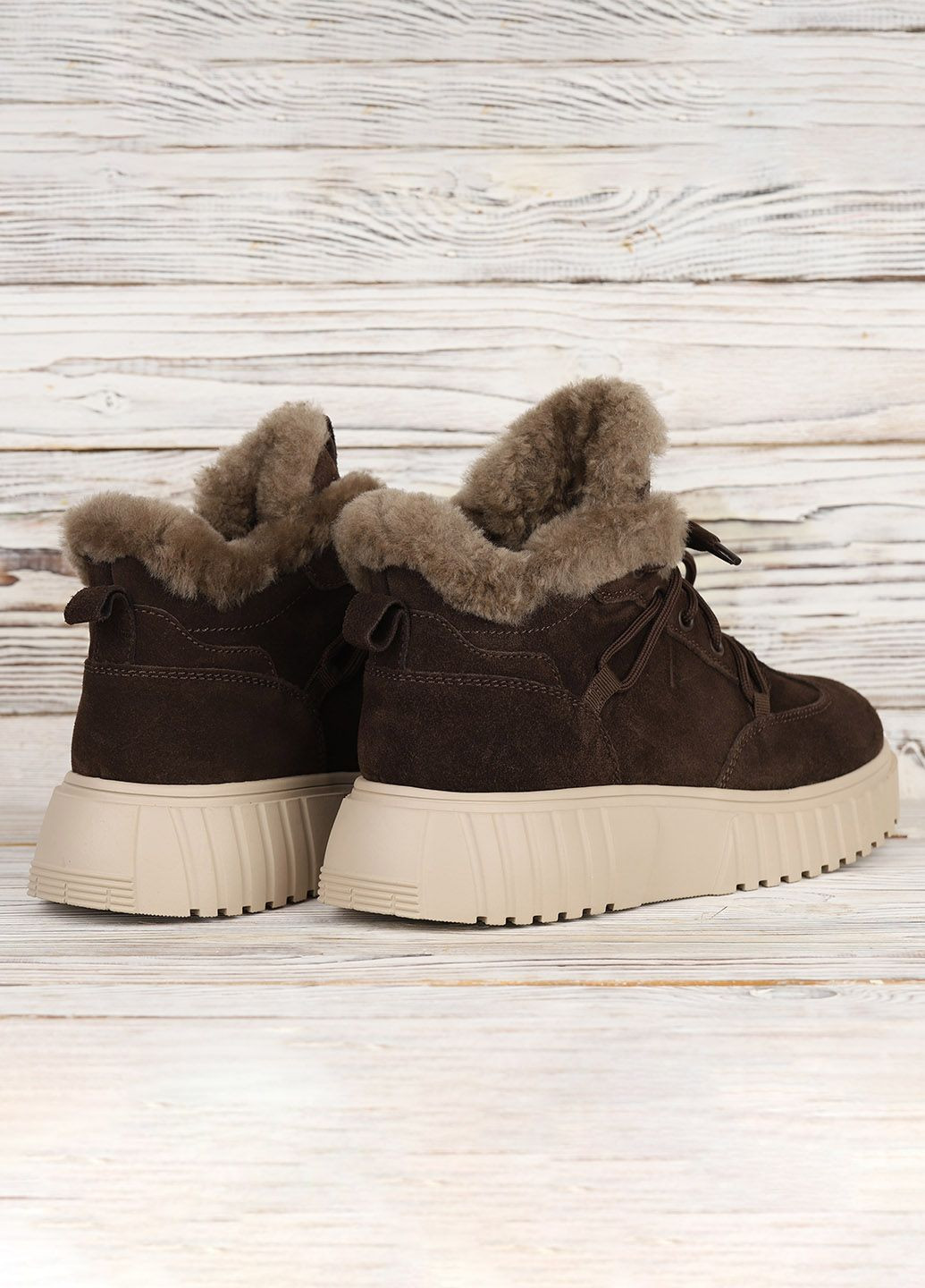 Жіночі кросівки коричневі високі зимові теплі замшеві кросівки з хутром на масивній підошві для прогулянок Meideli коричневі зими (365829018)