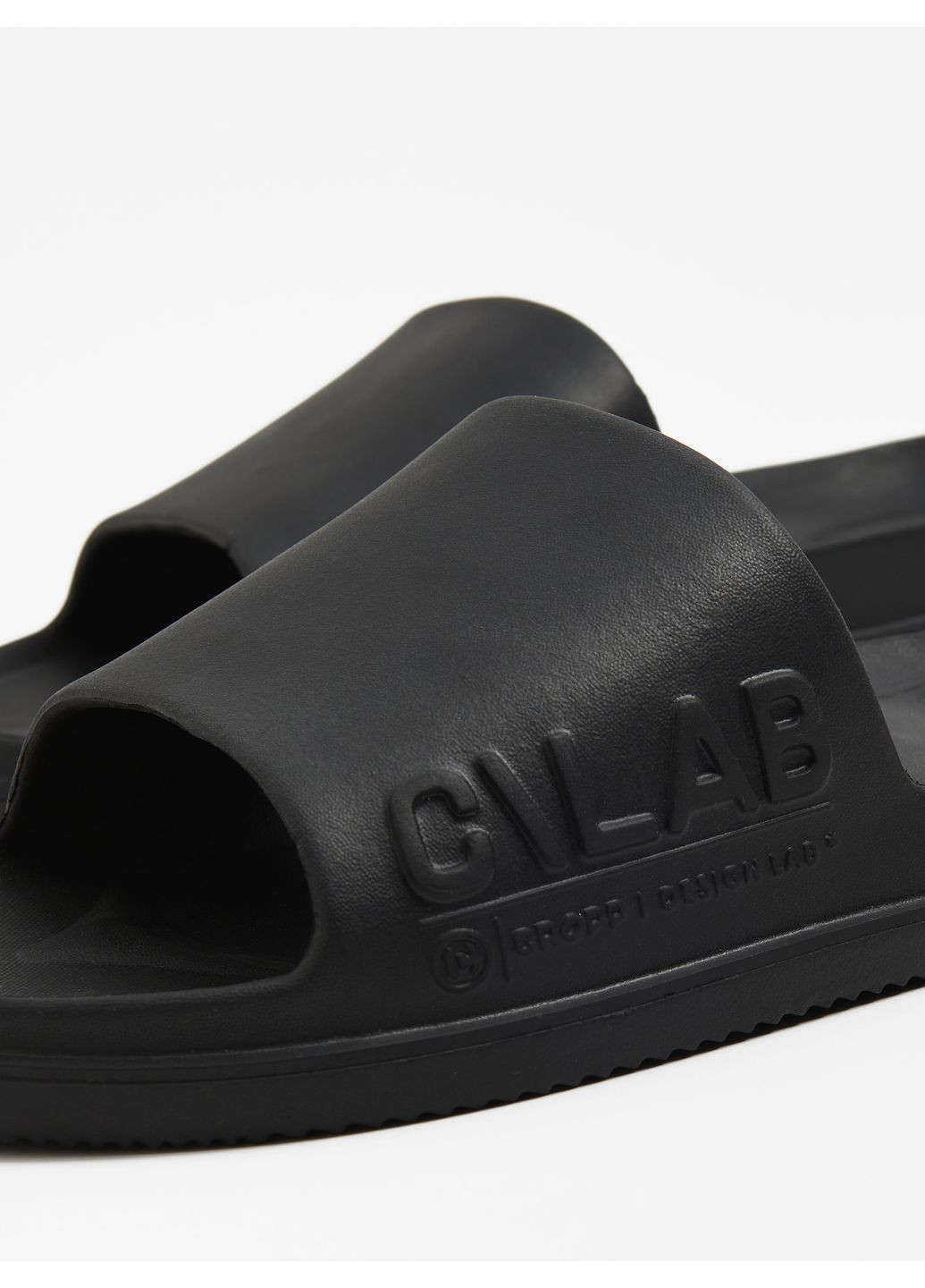 Шльопанці чоловічі чорні легкі Cropp (349818172)