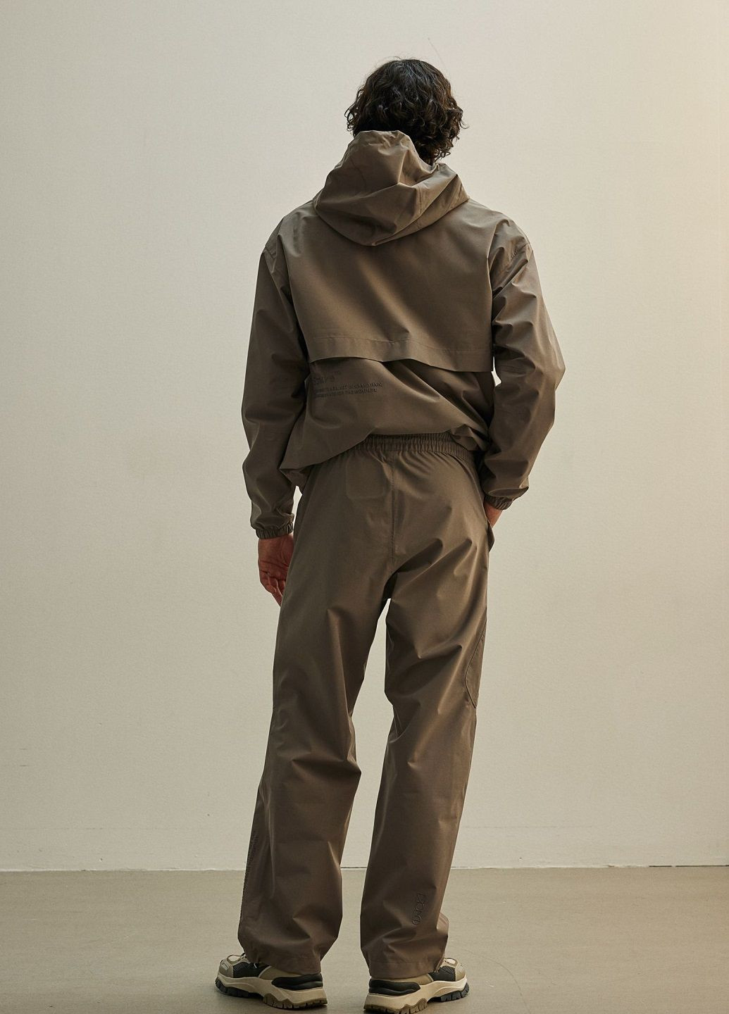 Серо-коричневая демисезонная куртка H&M