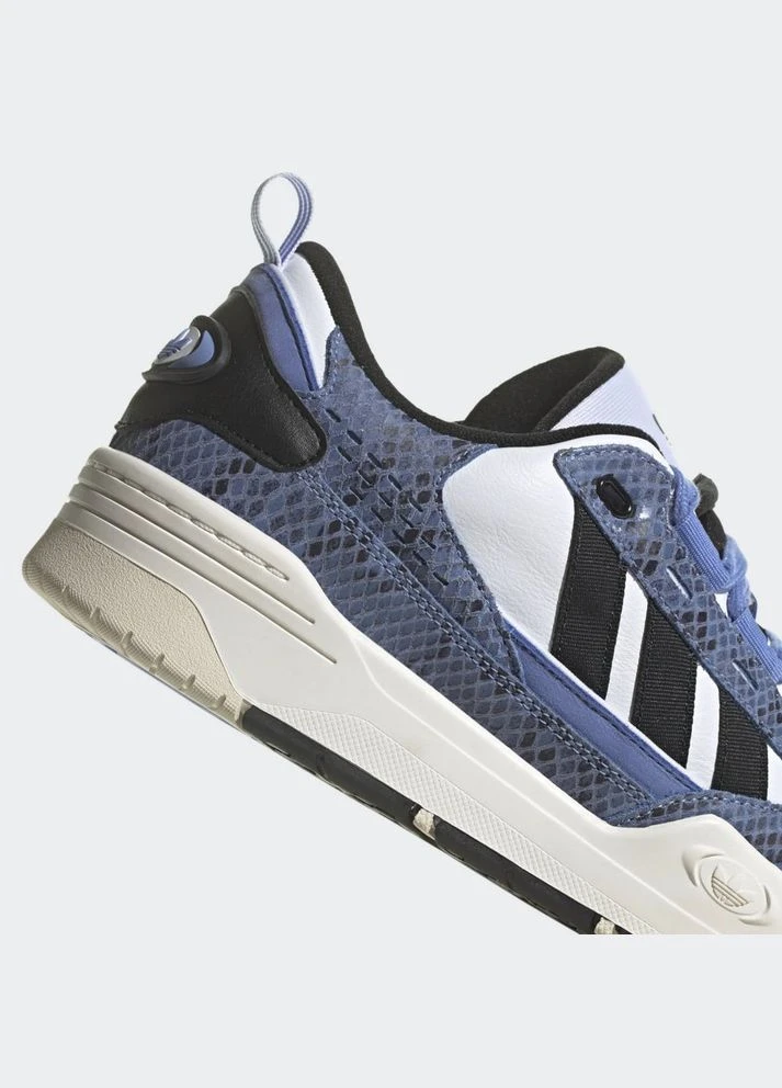 Бежеві кросівки adi2000 adidas