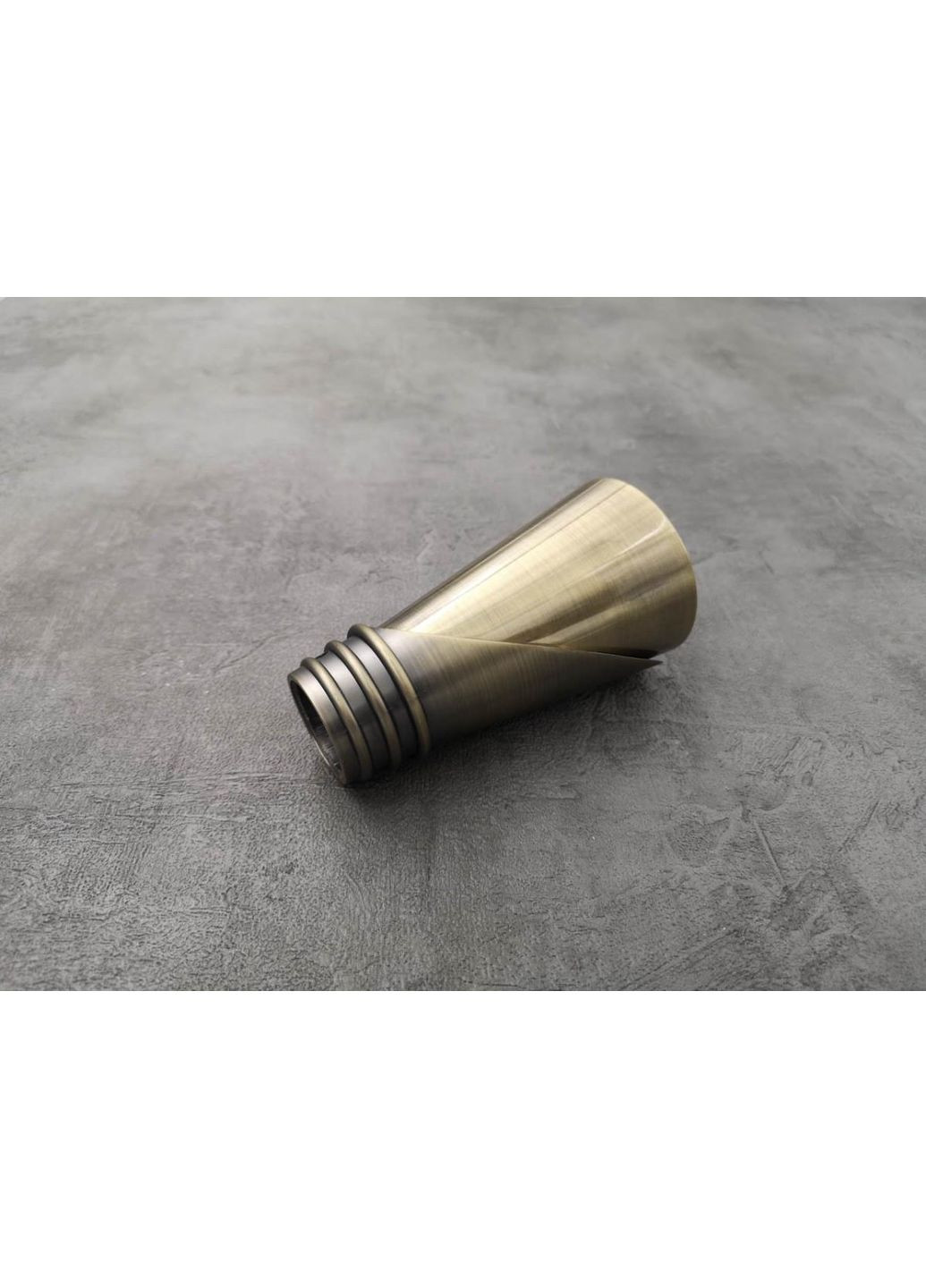 Карниз Дункан рифленая штанга одинарный ретро 25 мм 400 см Антик Quadrum (352782754)