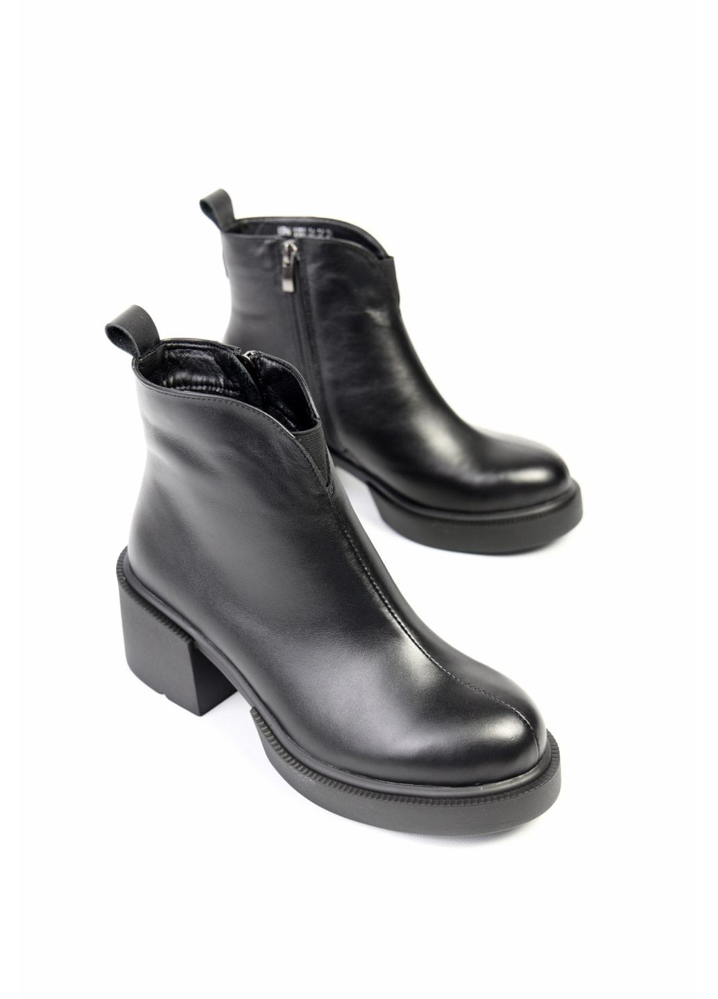 Черные демисезонная ботильони Benito
