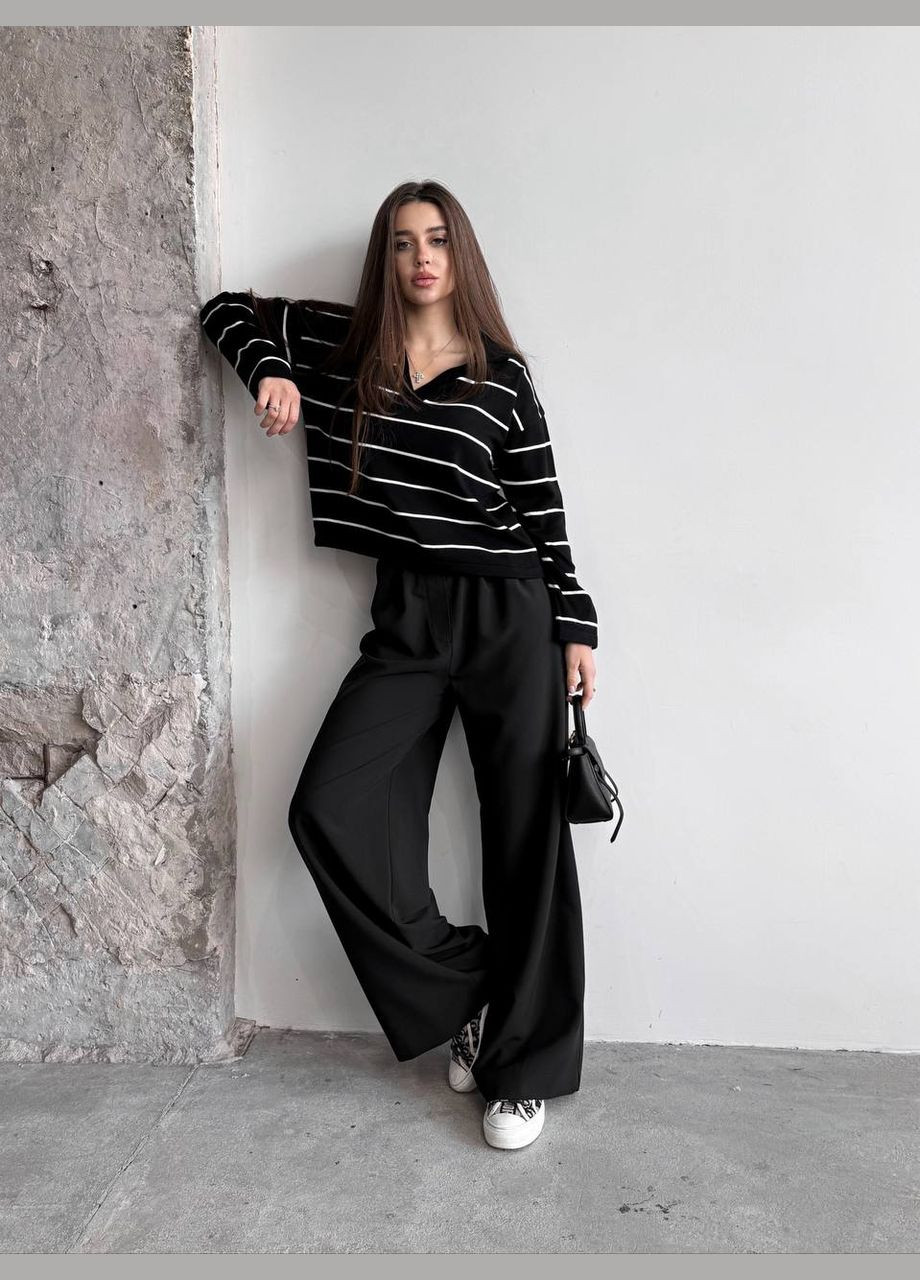 Черно-белая женская футболка-поло женское No Brand в полоску