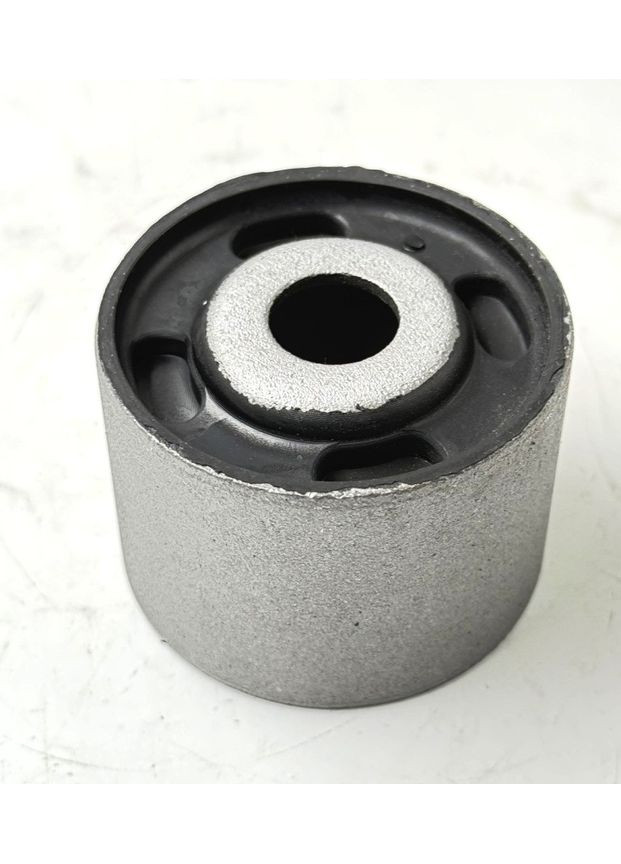 Сайлентблок редуктора подушки ADMNI1001 аналог 55470-EB300 Nissan Navara D40 Pathfinder R51 Tenacity (367034002)