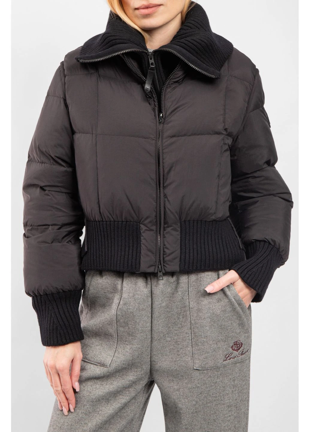 Черный зимний Пуховик Moncler