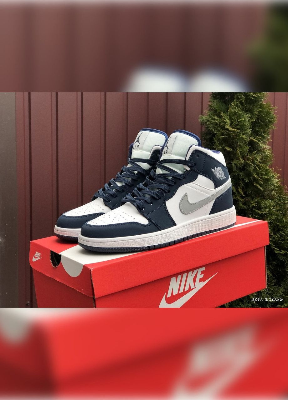 Синие демисезонные темно синие с белым демисезонные мужские кроссовки No Brand