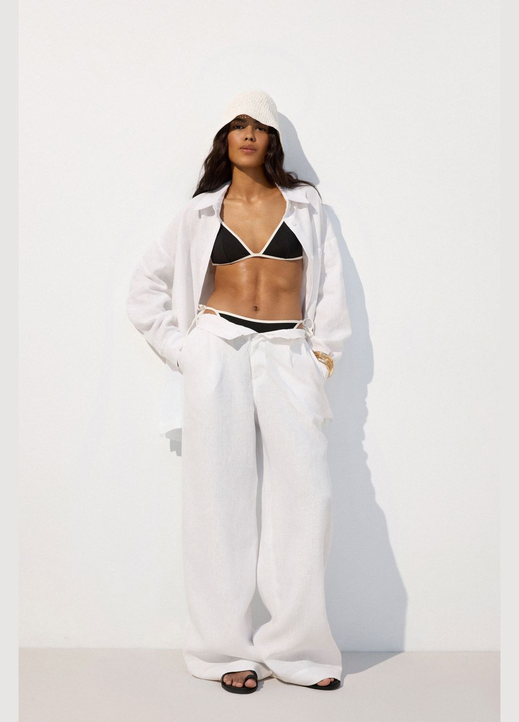 Брюки, цвет молочный Estro (337470197)