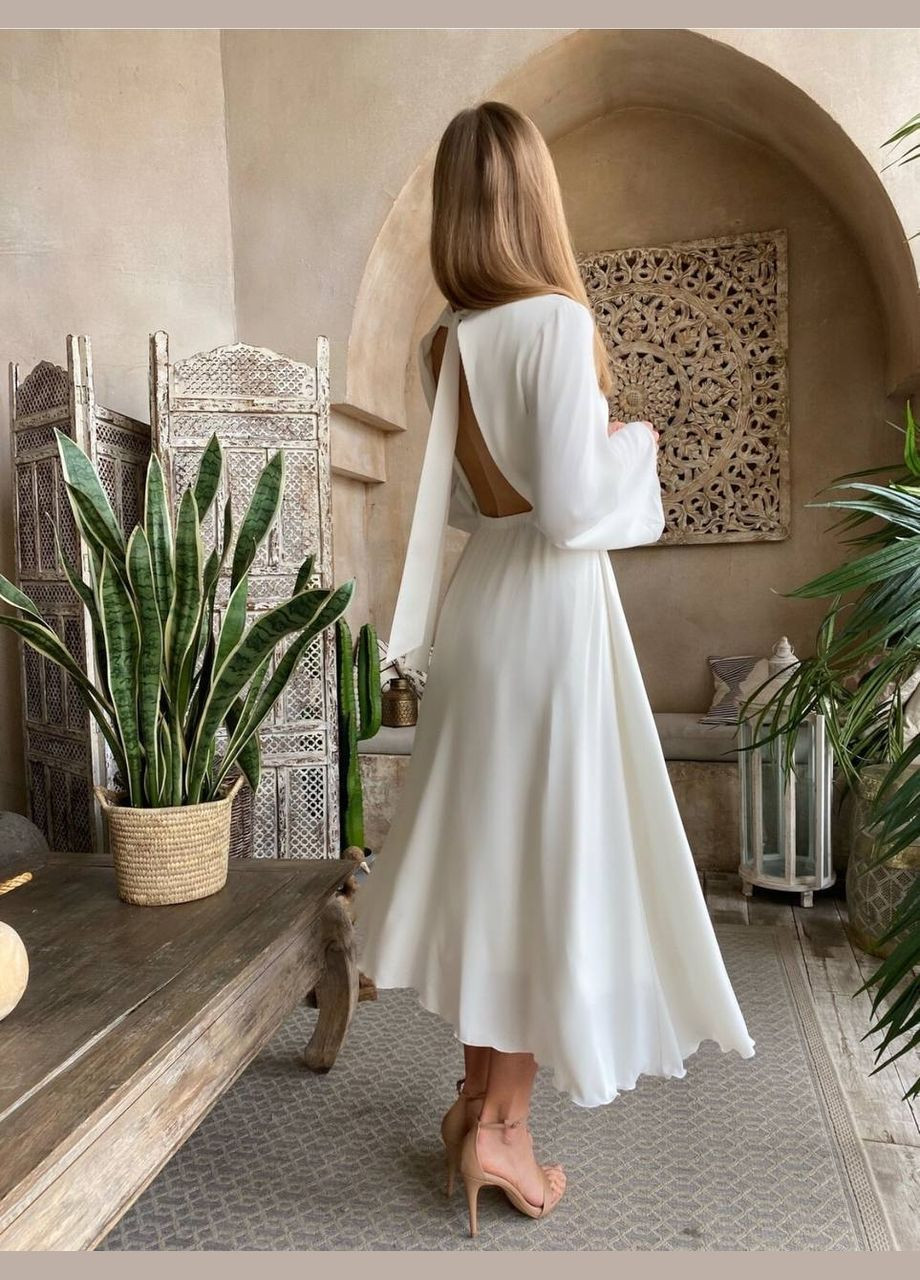 Молочное платье Garna однотонное