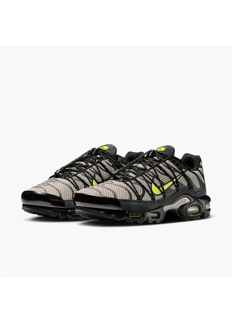 Сірі кросівки air max plus utility grey fd0670-003 демісезон Nike
