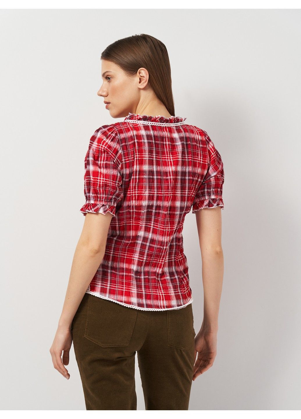 Красная летняя блуза с микро-дефектом C&A